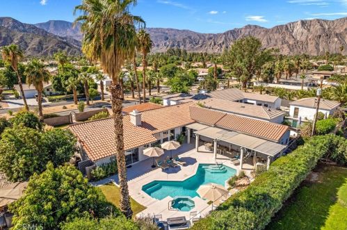 78720 Avenida La Fonda, La Quinta CA  92253-2805 exterior