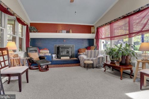 418 Blacklatch Ln, Camp Hill PA  17011-8414 exterior