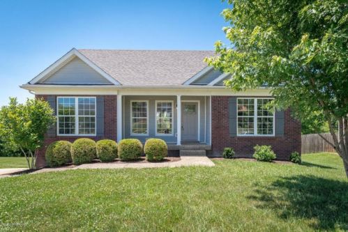 2032 Hearthside Cir, Shelbyville, KY 40065-8541