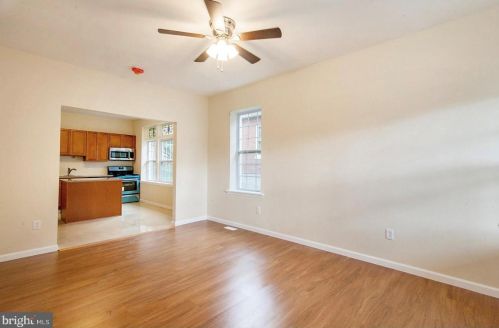 11 Centre Ave, Norristown, PA 19403-3217