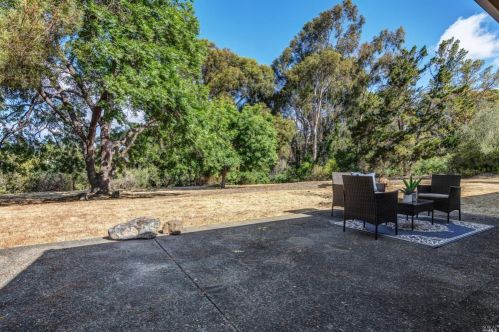 327 Steven Cir, Benicia CA  94510-1809 exterior