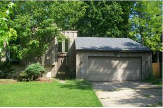 932 Howard St, Elyria OH  44035-3054 exterior