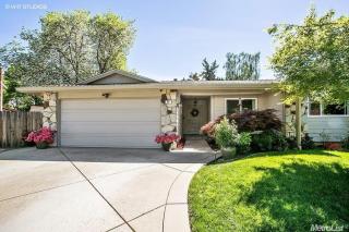 62 Grand Rio Cir, Sacramento, CA 95826-1719