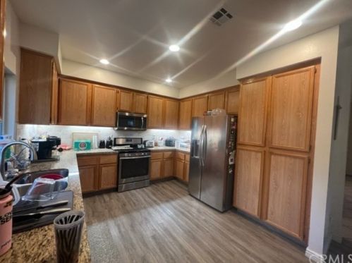 2208 Cypress St, Covina CA  91724-2338 exterior