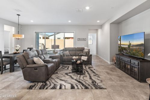 24926 175th Ln, Sun City, AZ 85387-1057