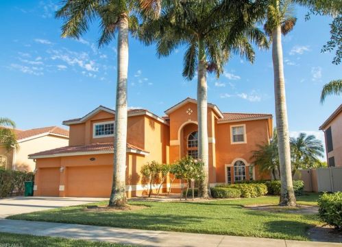 14800 Indigo Lakes Cir, Naples, FL 34119-4827