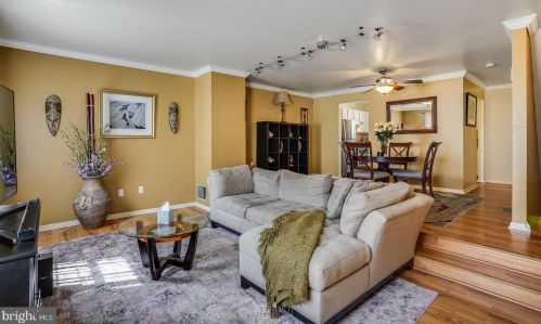 2 Mccaulley Ct, Wilmington, DE 19801-4021