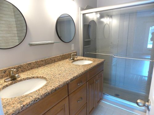 562 Eyerly Ave, Fort Pierce FL  34983-2944 exterior
