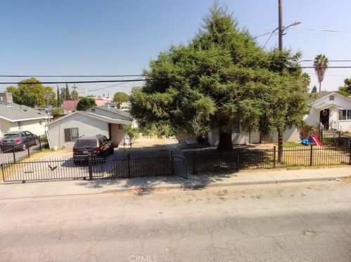 6942 Center St, Winton CA  95388-9395 exterior