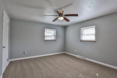 5000 Hagewa Dr, Cincinnati OH 45242-6231 exterior