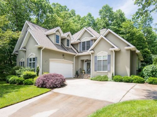 170 Fernbrook Way, Hendersonville NC  28791-2413 exterior