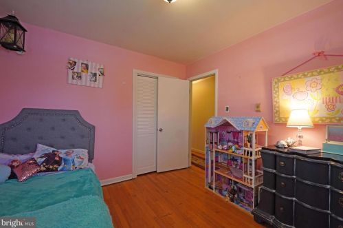 409 Belvedere Dr, Charles Town WV  25414-1267 exterior