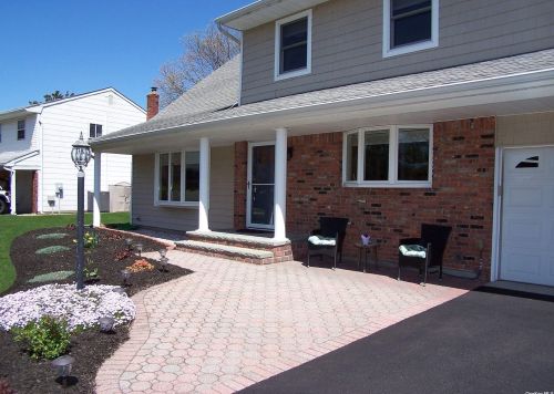 72 Hilden St, San Remo, NY 11754-1768