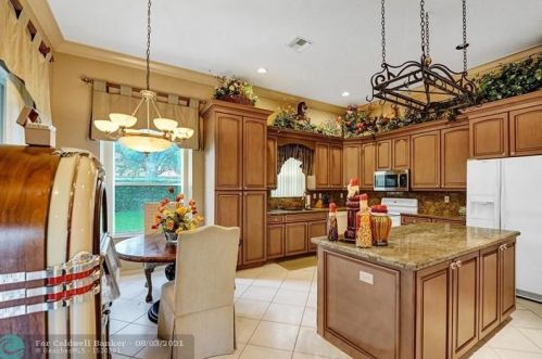 6614 Via Trento, Delray Beach, FL 33446-3738