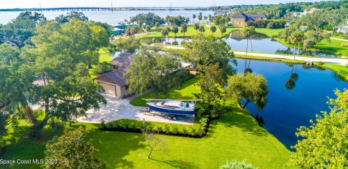 3605 Indian Riv Dr, Cocoa FL 32926-8704 exterior