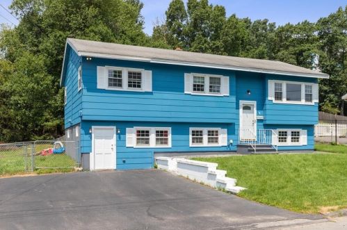 14 Barnard Rd, Lawrence, MA 01843-3211