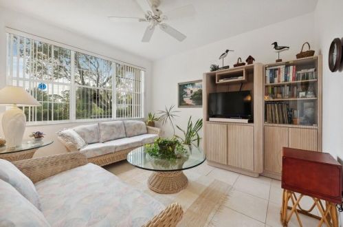 177 Coconut Key Ln, Delray Beach, FL 33484-8832