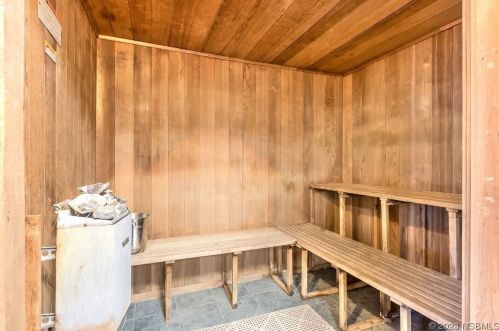 2700 Atlantic Ave, Daytona Beach FL  32118-5702 exterior