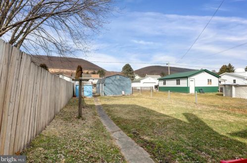 435 2 St, Lykens PA  17048-1301 exterior