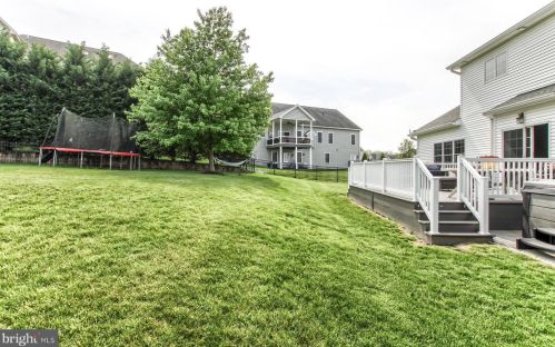 473 Adam Ln, Navy Sup Dpt PA  17050-2477 exterior