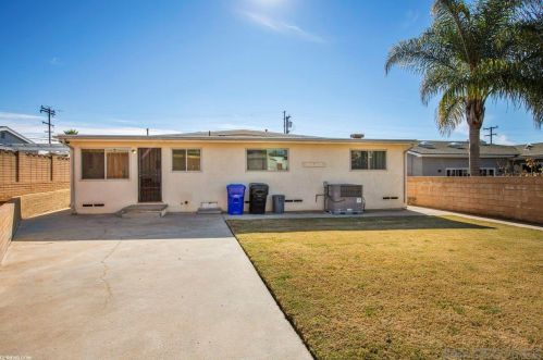 4362 Conrad Ave, San Diego CA 92117-2017 exterior