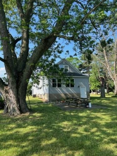 8492 State Road 49, Wheatfield, IN 46392-8260