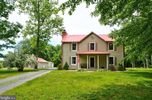 9700 Meetze Rd, Midland, VA 22728-1816