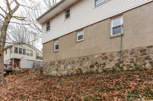 112 Birch St, Waterbury CT  06704-3808 exterior