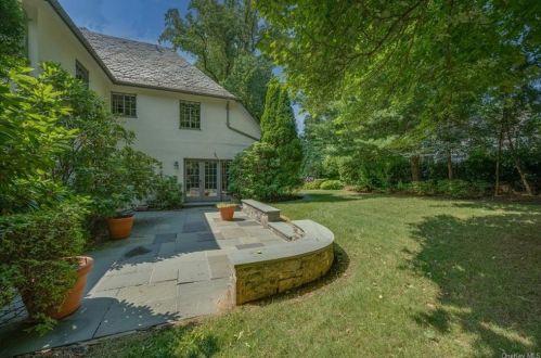 9 Rutland Rd, Scarsdale NY  10583-3508 exterior