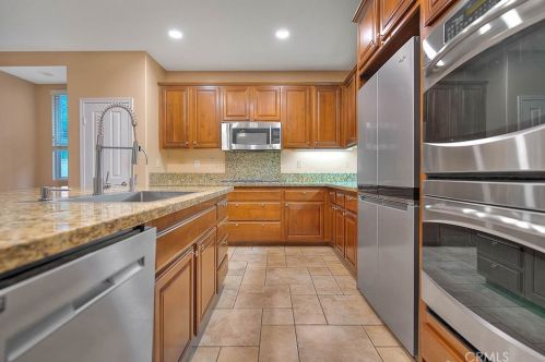 34082 Lady Fern Ct, Lake Elsinore CA  92532-2940 exterior