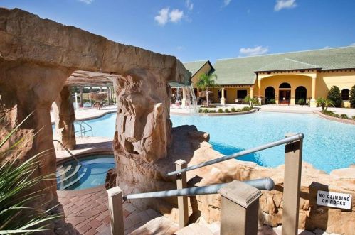 8962 California Palm Rd, Kissimmee FL 34747-1574 exterior