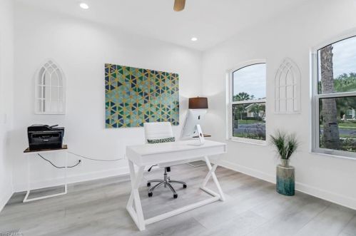 16200 Parque Ln, Naples FL  34110-2826 exterior