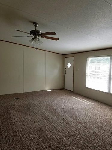 183 Aquarius Rd, Conroe TX  77306-7175 exterior