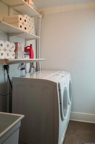 10 Bay View Ter, Newburgh NY  12550-6002 exterior