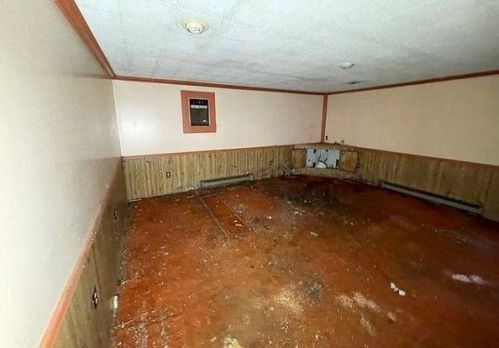 904 13th St, New Brighton, PA 15066-1646