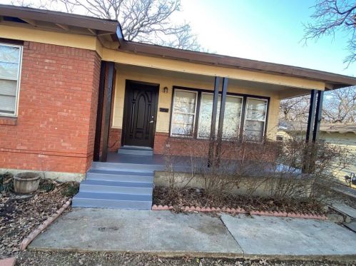 1824 Montclair Dr, Fort Worth, TX 76103-1908