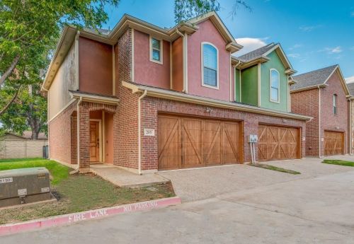 205 Corinna Ct, Hurst TX  76053-6854 exterior