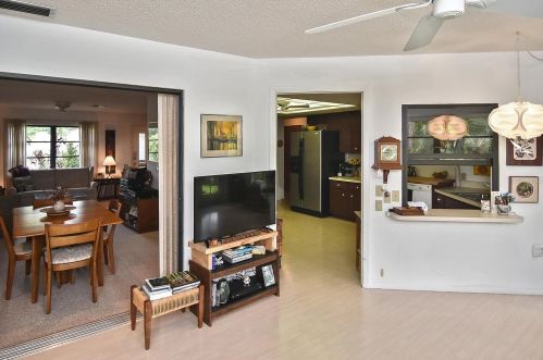 308 South Dr, Nokomis FL  34275-1343 exterior