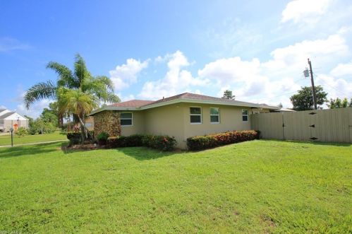 335 Fleetwood Ave, Lehigh Acres, FL 33936-4827