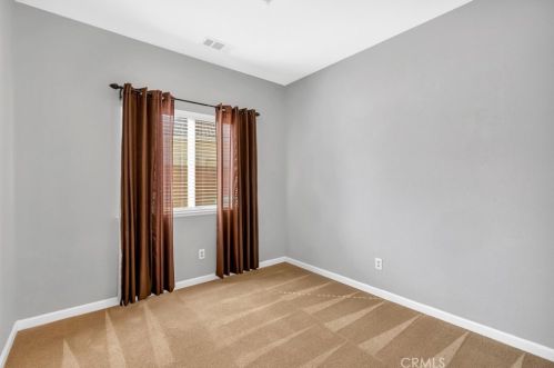 2994 La Vina Cir, Los Banos CA  93635-9497 exterior