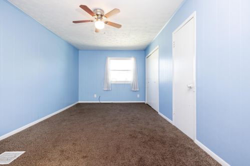 725 Eastern Ave, Bellefontaine OH  43311-2615 exterior