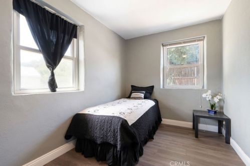 32677 Mesa Dr, Lake Elsinore CA  92530-4648 exterior