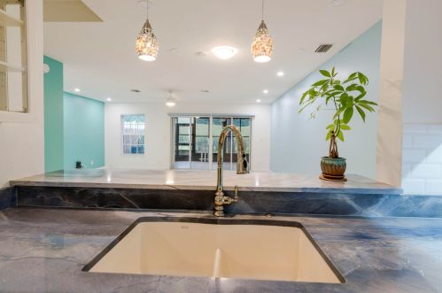 1208 Ocean Dunes Cir, Jupiter FL  33477-9129 exterior