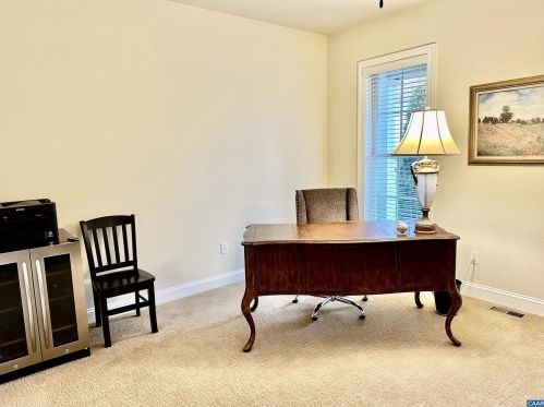 646 Baywick Cir, Crozet VA  22932-1529 exterior