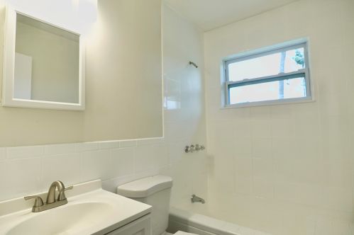 4831 Alberta Ave, West Palm Beach, FL 33417-2930