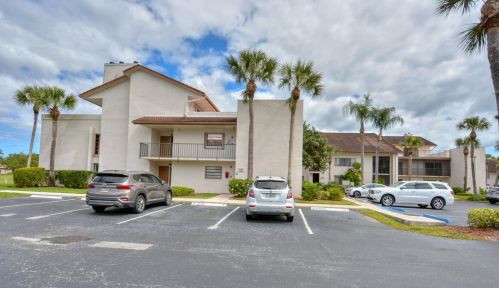 3500 Twin Lakes Ter, Fort Pierce, FL 34951-2985