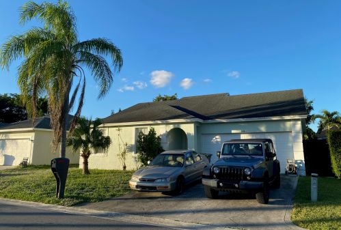 1087 Salmon Isle, West Palm Beach, FL 33413-3021
