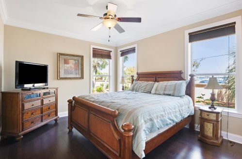 2575 Cayenne Ln, Shalimar FL  32579-4202 exterior