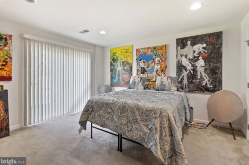 139 Old Cedarbrook Rd, Wyncote PA  19095-2038 exterior