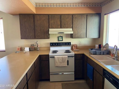1741 Pampa Ave, Mesa, AZ 85202-8011